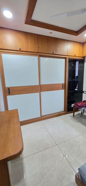 Room in 3 BHK Apartment at Science City – for Sale