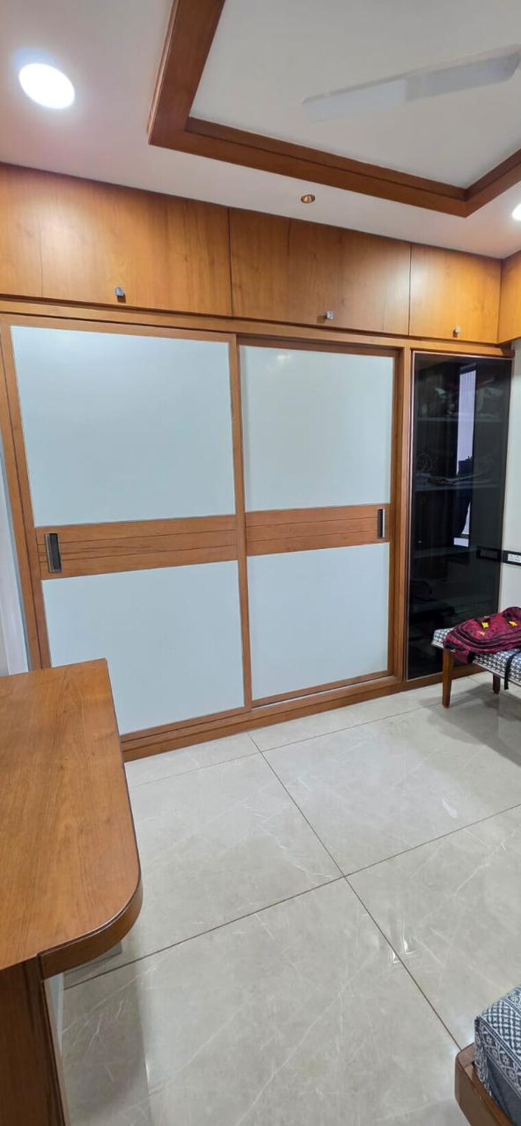 Room, science city 3 Bedroom 231 Sq.Yd. Apartment In Science City Ahmedabad 9342856