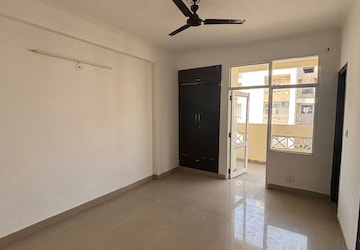 Room in 2 BHK Apartment at Omkar Royal Nest, Tech Zone 4 Greater Noida – for Sale