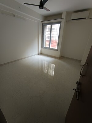 Room in 2 BHK Apartment at New Mhada Colony, Powai – for Rent