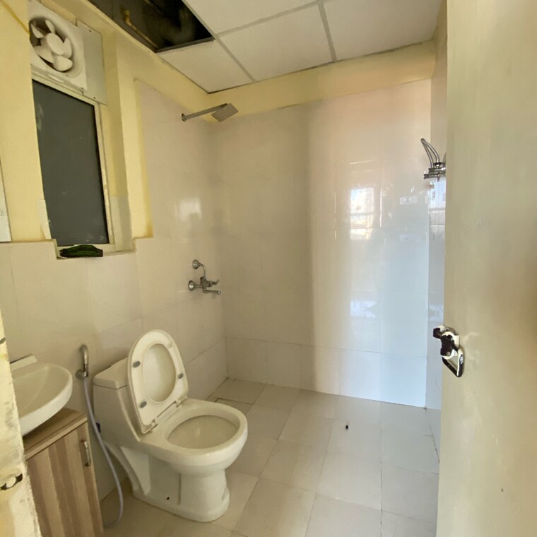 Bathroom, pyramid-heights 2 Bedroom 698 Sq.Ft. Apartment In Badha Gurgaon 9342851