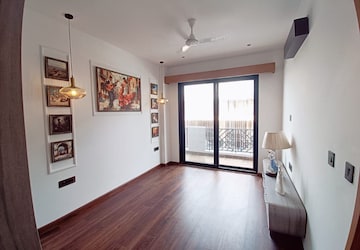 Room in 4 BHK Builder Floor at Ardee City, Sector 52 – for Sale