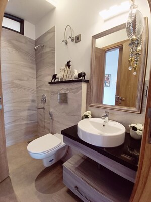 Bathroom in 4 BHK Builder Floor at Ardee City, Sector 52 – for Sale