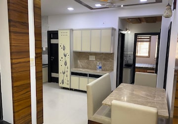 Team Area in 3 BHK Builder Floor at Science City – for Sale