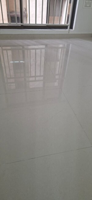 Room in 2 BHK Apartment at Rashi Tower, Goregaon East – for Sale