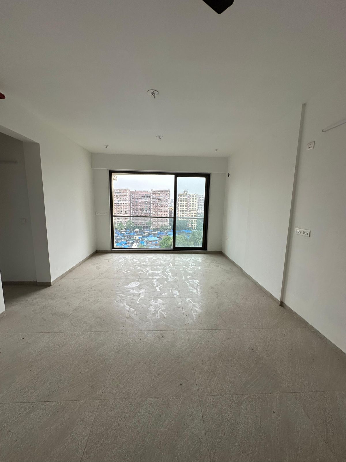 2 BHK 715 Sq.Ft. Apartment in Rashi Tower