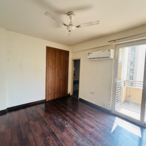 Room in 3 BHK Apartment at Tulip Violet, Palda Dhaani – for Rent