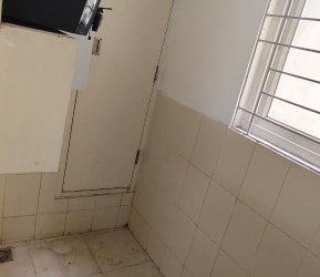 Bathroom in 2.5 BHK Apartment at Mantri Celestia, Gachibowli – for Rent