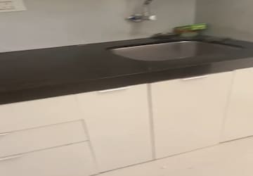 Furnished Amenities in 1 BHK Apartment at Dadar East – for Rent