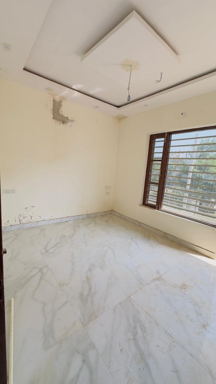 3 BHK Builder Floor For Sale in Shiv Narayan Infra 