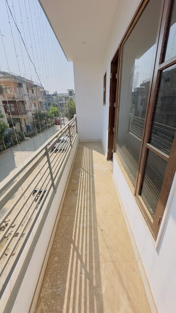 Balcony in 3 BHK Builder Floor at Sector 115 – for Sale