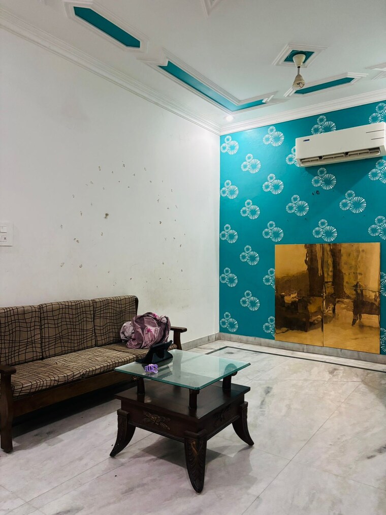 Living Room, sector 21 3 Bedroom 3150 Sq.Ft. Builder Floor In Sector 21 Panchkula 9342927