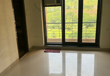 Room in 3 BHK Apartment at K Raheja Raheja Residency, Malad East – for Rent