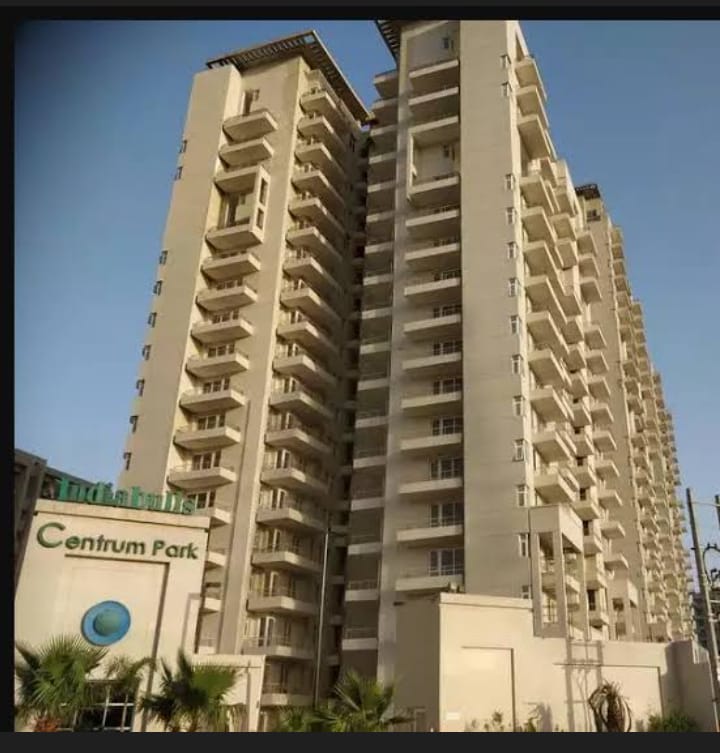 2 BHK + Study Room Apartment For Sale in Indiabulls Centrum Park