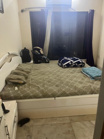 Bedroom in 2 BHK Apartment at Sindhi Society, Chembur – for Rent