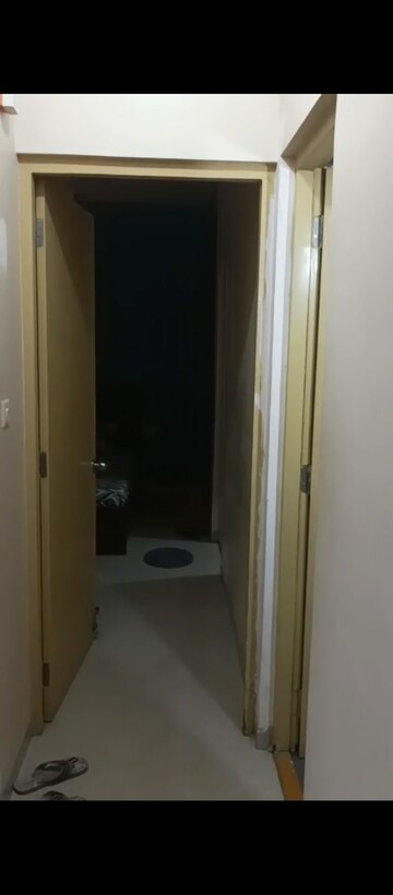 Bathroom in 1 BHK Apartment at Dombivli East – for Rent