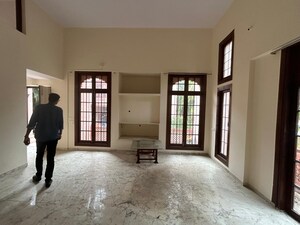 Room in 1 BHK Apartment at Pushpanjali Heights, Owale – for Rent