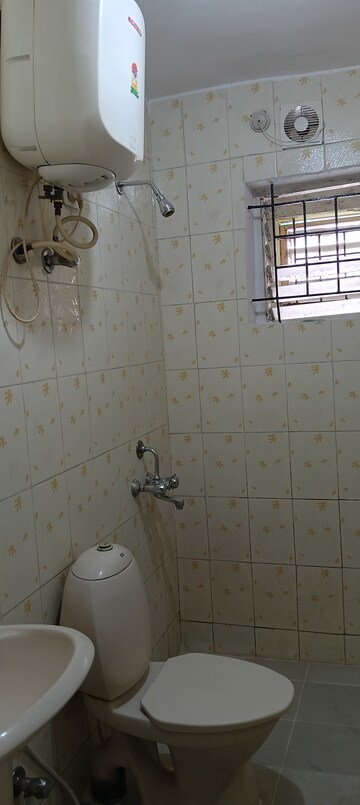 Bathroom in 3 BHK Apartment at Sri Residency BTM Layout, Btm Layout – for Rent