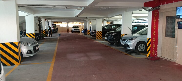  Parking, sri-residency-btm-layout 3 Bedroom 1500 Sq.Ft. Apartment In Btm Layout Bangalore 9343035