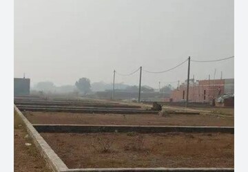 Plot For Sale in DLF Alameda, Sector 73