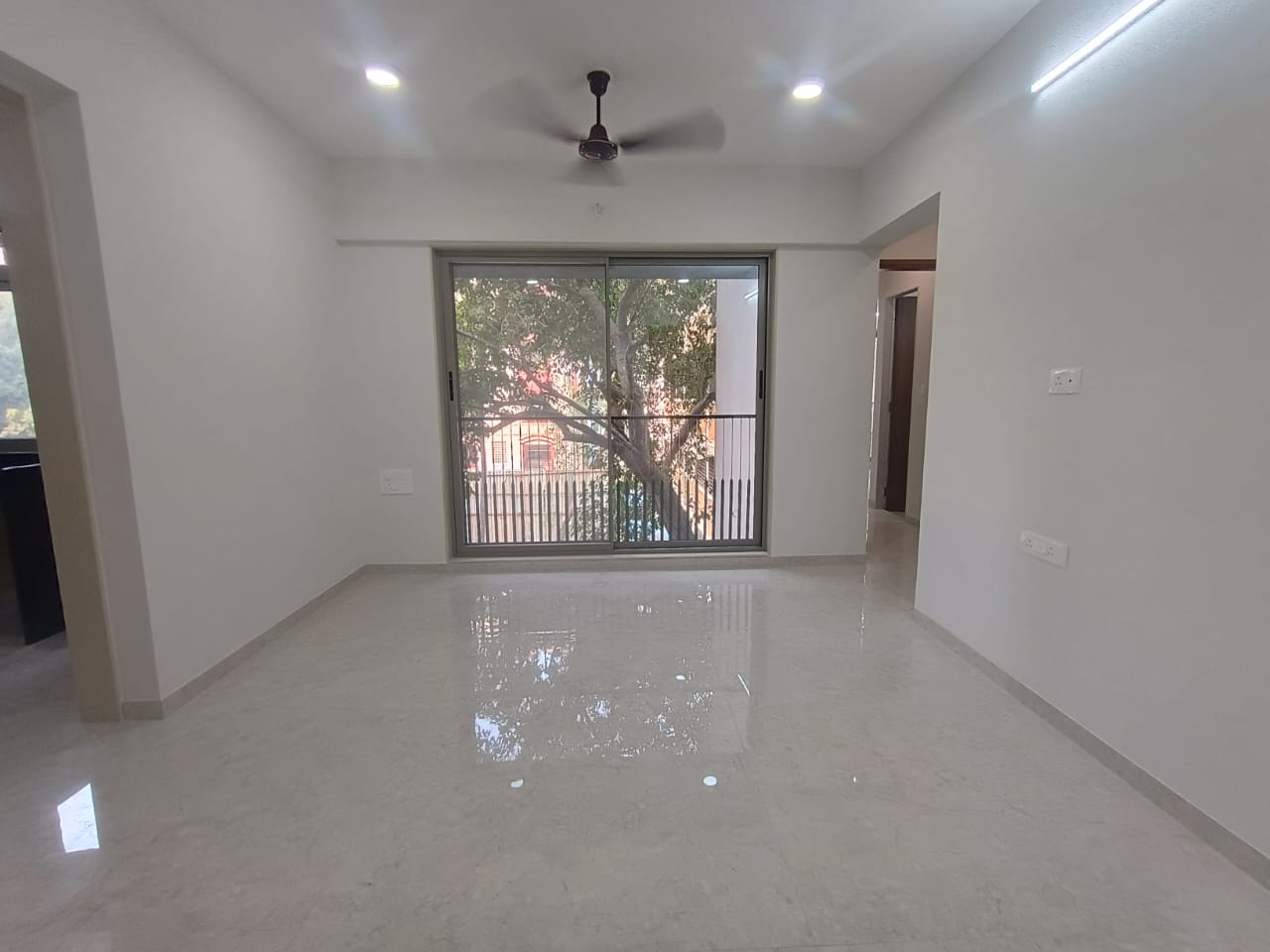 2 BHK Apartment For Rent in Diamond Garden