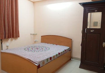 Bedroom in 2 BHK Apartment at Safal Shree Saraswati Phase 4, Chembur – for Rent