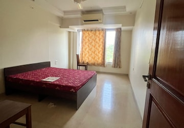Bedroom in 4 BHK Apartment at Concrete Sai Srishti, Chembur – for Rent