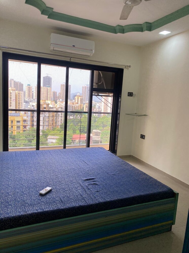 Bedroom, godrej-emerald 3 Bedroom 900 Sq.Ft. Apartment In Ghodbunder Road Thane 9343043