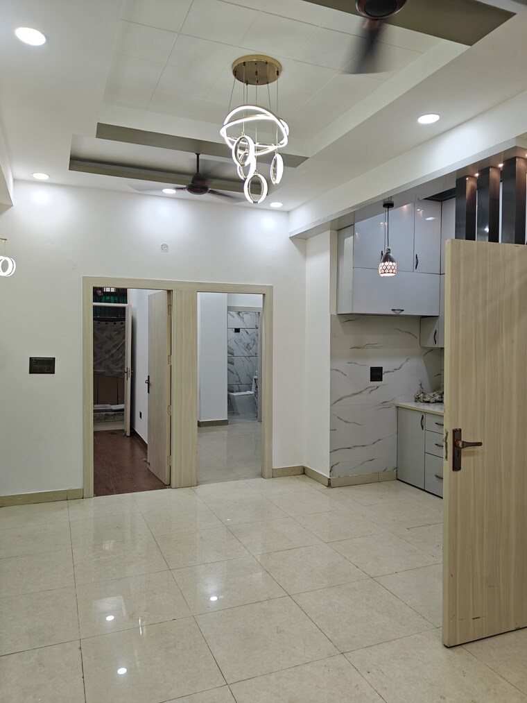 Kitchen, shakti khand iii 3 Bedroom 1200 Sq.Ft. Builder Floor In Shakti Khand Iii Ghaziabad 9343046