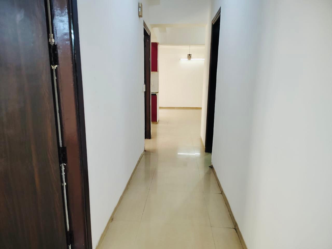 5 BHK + Servant Room 2205 Sq.Ft. Apartment in Gaurs Green Avenue