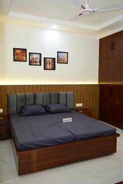2 BHK + Study Room Apartment For Sale in Miracle Homes
