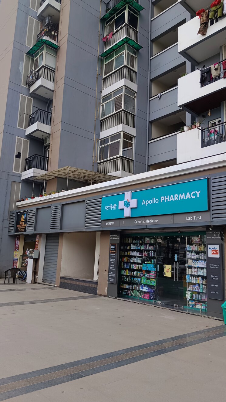 Exterior View, saviour-park Commercial Shop 290 Sq.Ft. In Mohan Nagar Ghaziabad 9343061