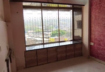 Room in 1 BHK Apartment at Millennium Tower, Kandivali East – for Rent