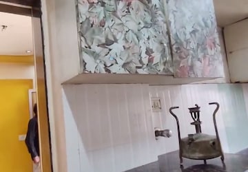 Team Area in 1 BHK Apartment at Millennium Tower, Kandivali East – for Rent