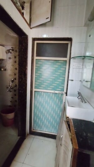 Team Area in 1 BHK Apartment at Millennium Tower, Kandivali East – for Rent