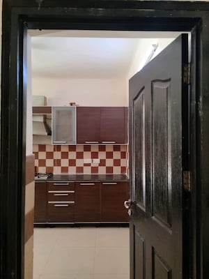 Kitchen in 3 BHK Builder Floor at South City 2 – for Rent