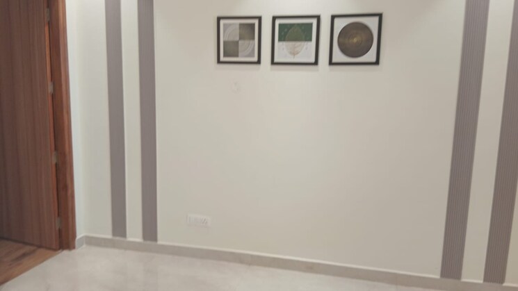 Room, shri-northview-avenue 3.5 Bedroom 122 Sq.Yd. Villa In Dyalpur Zirakpur 9343073