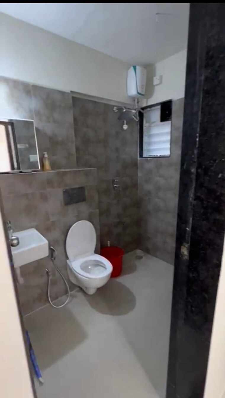 Bathroom, bini-winspace-amelio 2 Bedroom 1045 Sq.Ft. Apartment In Andheri West Mumbai 9343076