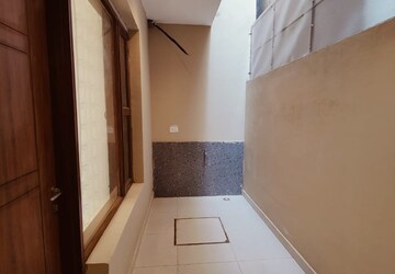 Building Lobby in 3.5 BHK Villa at Shri Northview Avenue, Dyalpur – for Sale