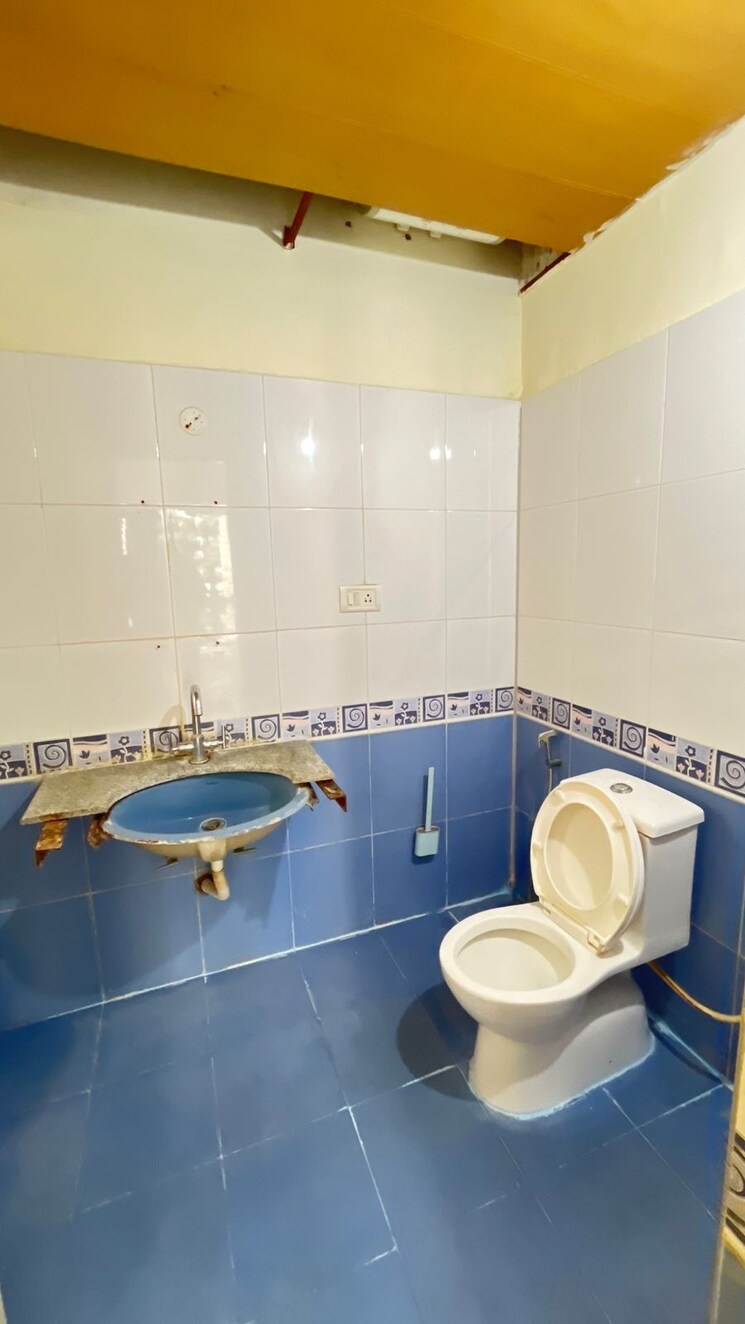 Bathroom, aakruthi-silverline 3 Bedroom 1539 Sq.Ft. Apartment In Somasundarapalya Bangalore 9343107