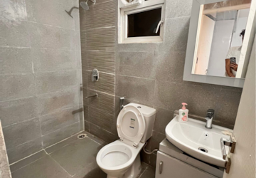 Bathroom in 3 BHK Apartment at Signature Global City, Sector 37d – for Sale