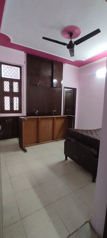 Living Room in 3 BHK Independent House at RWA Apartments Sector 50, Sector 50 – for Rent