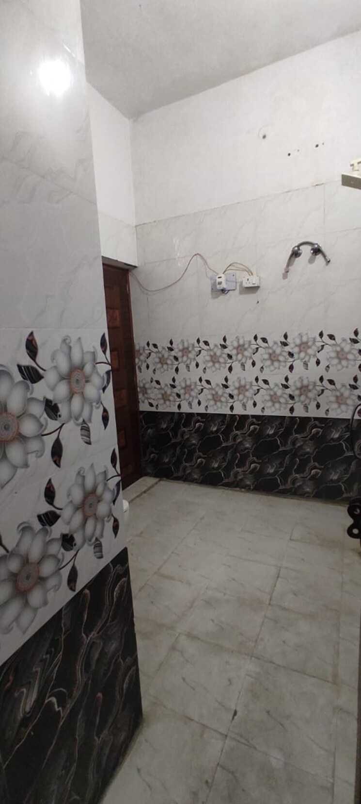 Bathroom, rwa-apartments-sector-50 3 Bedroom 115 Sq.Mt. Independent House In Sector 50 Noida 9343441