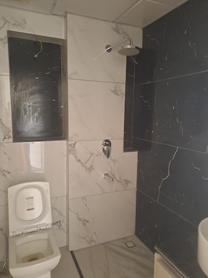 Master Bedroom in 2.5 BHK Apartment at Central Park Cerise Suites, Sohna Sector 33 – for Rent