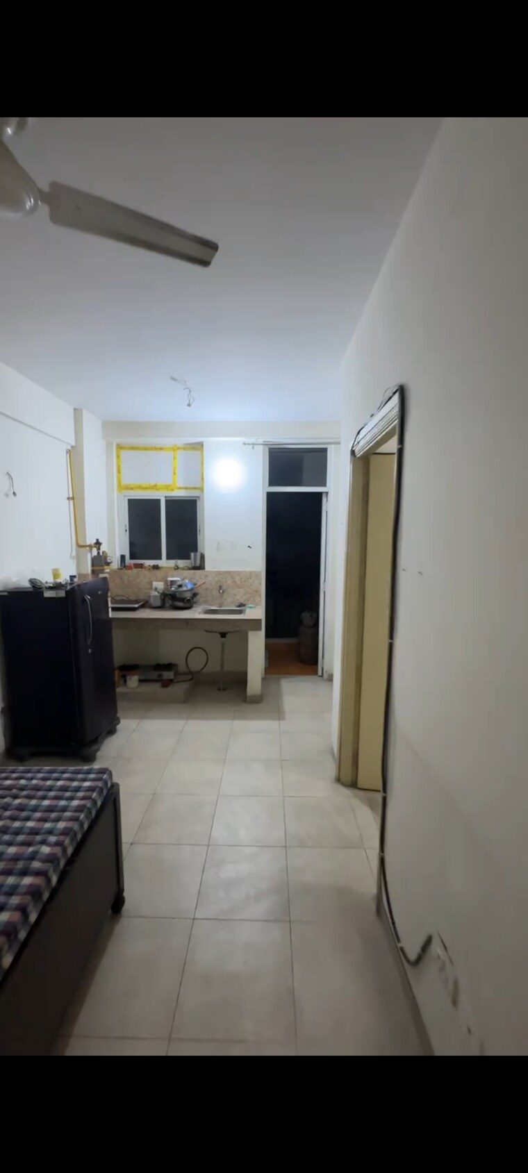 Living Room, wave-city 1 Bedroom 425 Sq.Ft. Apartment In Wave City Ghaziabad 9343329