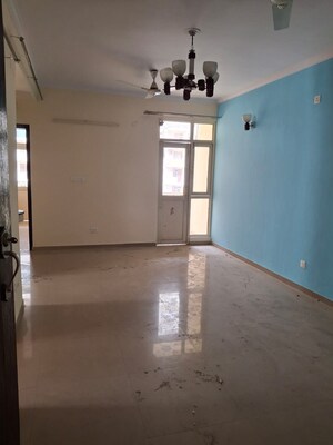 Room in 2 BHK Apartment at SVP Gulmohur Garden, Raj Nagar Extension – for Rent
