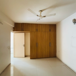 Room in 3 BHK Apartment at Tulip Violet, Palda Dhaani – for Rent