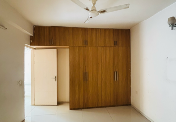 Room in 3 BHK Apartment at Tulip Violet, Palda Dhaani – for Rent