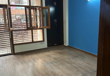 2 BHK Apartment For Rent in Rajhans Apartments, Indrapuram
