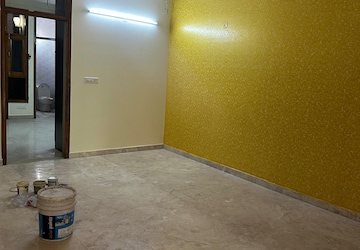 Living Room in 2 BHK Apartment at Rajhans Apartments, Indrapuram – for Rent